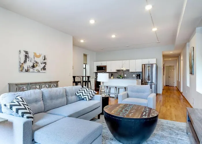 Goose Island Central Downtown Prime Location With Access To Patio Chi - 1